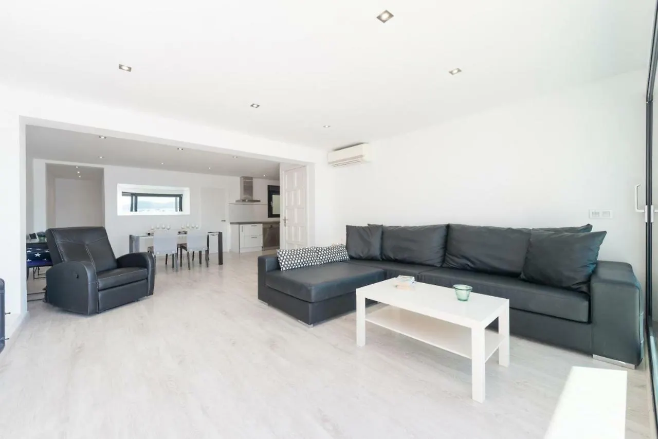Voramar Beach Apartment Pollenca