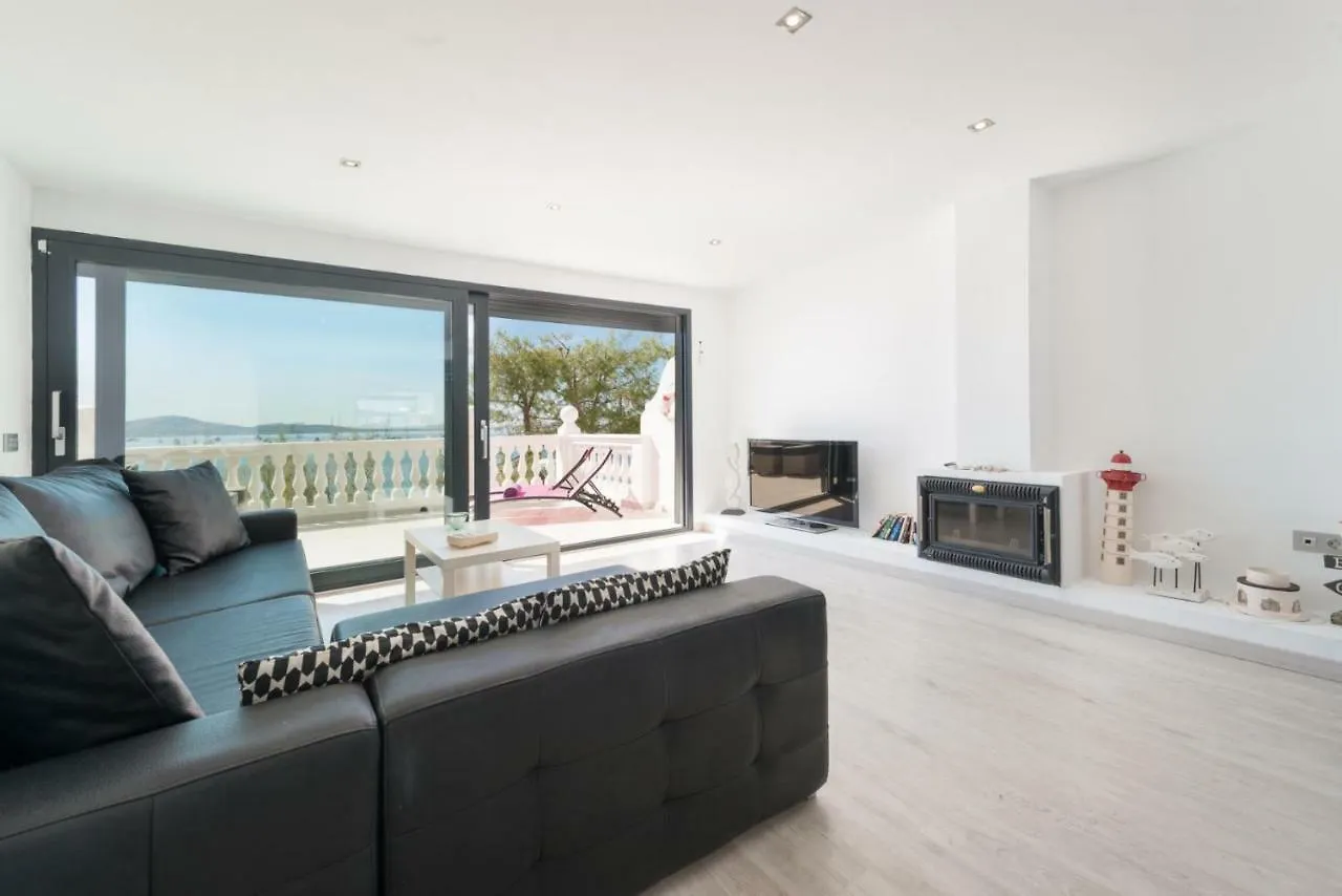 Voramar Beach Apartment Pollenca